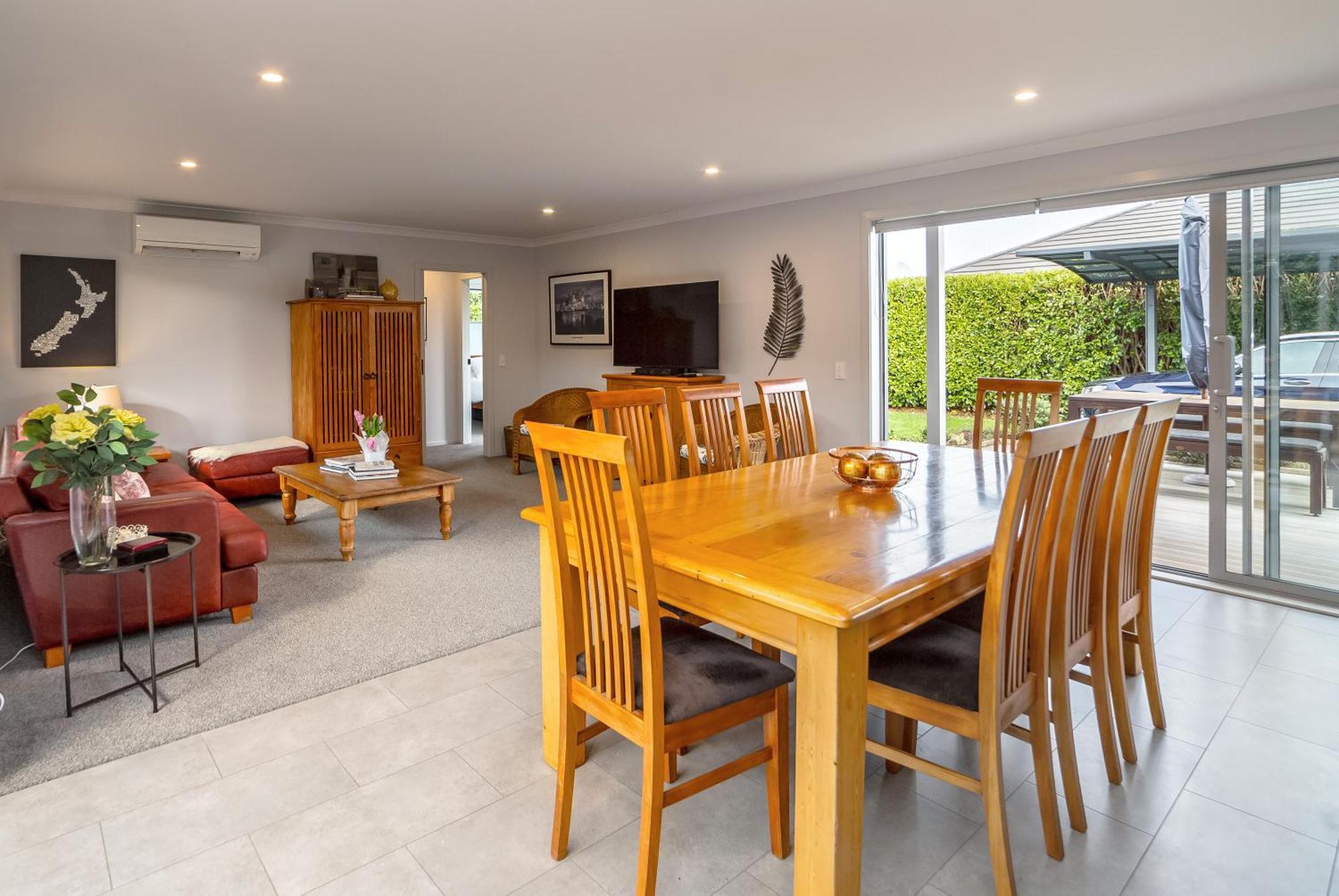 Wine Country Bach Vila Martinborough Exterior foto